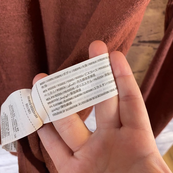 Abercrombie & Fitch Soft Cozy V-Neck Top in Rust Size L - Picture 5 of 6